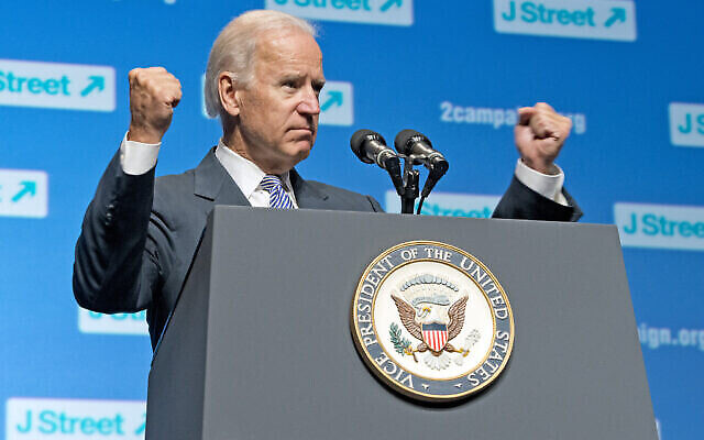 Le vice-président américain Joe Biden s'adresse à la 4e Conférence nationale de J Street au Washington Convention Center à Washington, DC, le 30 septembre 2013. (Ron Sachs/J Street)