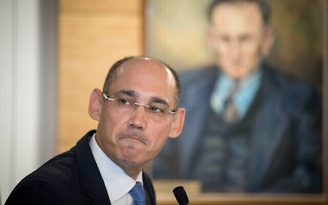 Le gouverneur de la Banque d'Israël, Amir Yaron, assiste à une conférence de presse le 31 mars 2019. (Crédit : Yonatan Sindel / Flash90)