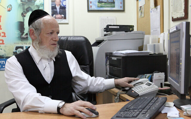 Yehuda Meshi-Zahav, président de l'organisation d'intervention d'urgence ZAKA, le 4 février 2010. (Yaakov Naumi/Flash90)