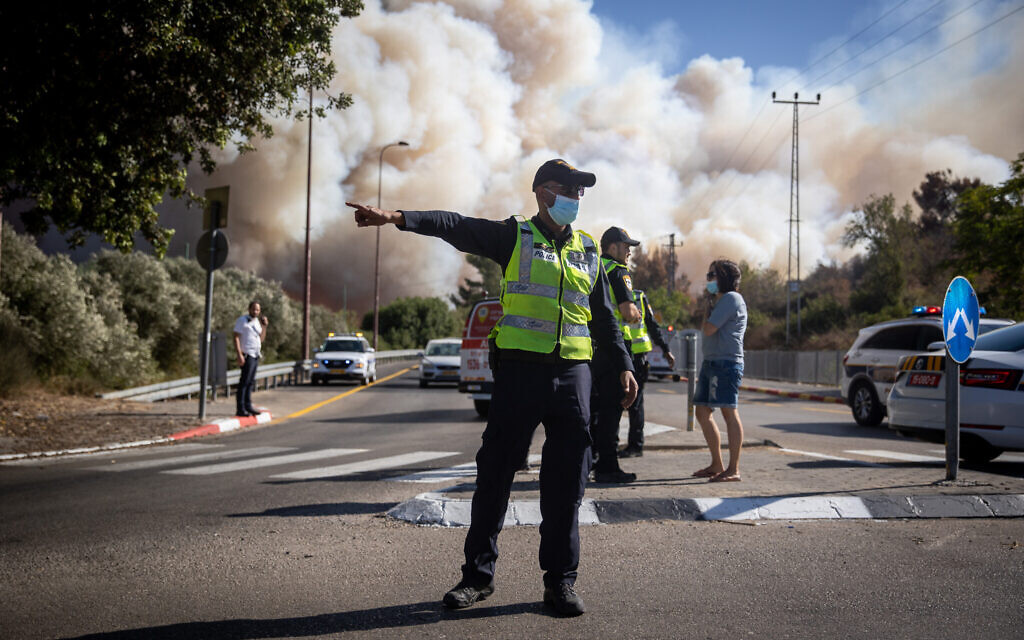 Incendie : Le personnel raconte l'évacuation de l'hôpital psychiatrique Eitanim - Vimarsana News