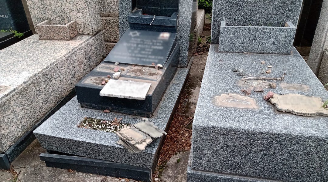 Danemark – 80 tombes vandalisées dans un cimetière juif