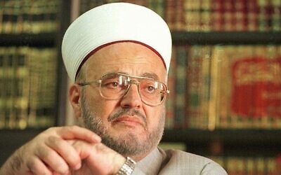 Sheikh Ekrima Sabri, ancien grand mufti de Jérusalem. (Crédit : AP/Joao Silva)