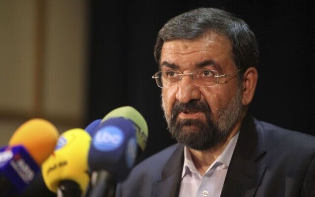 Mohsen Rezaei, ancien chef des Gardiens de la Révolution islamique d'Iran. (Crédit : AP Photo/Vahid Salemi)