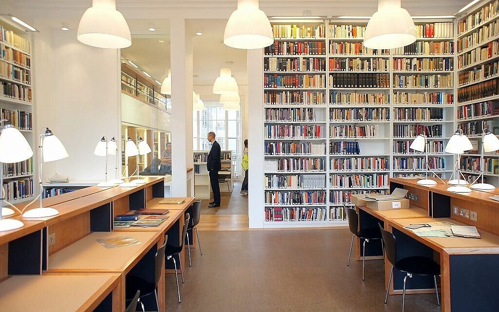 La bibliothèque Wiener à Londres, le plus vieux musée de la Shoah dans le monde. (Crédit : autorisation)