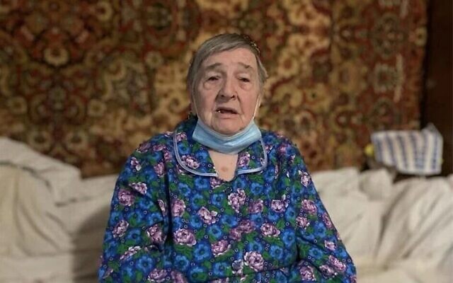 La survivante de la Shoah Vanda Semyonovna Obiedkova, 91 ans, est morte à Marioupol au mois d'avril. (Crédit : CHABAD OF MARIUPOL / CHABAD.ORG)