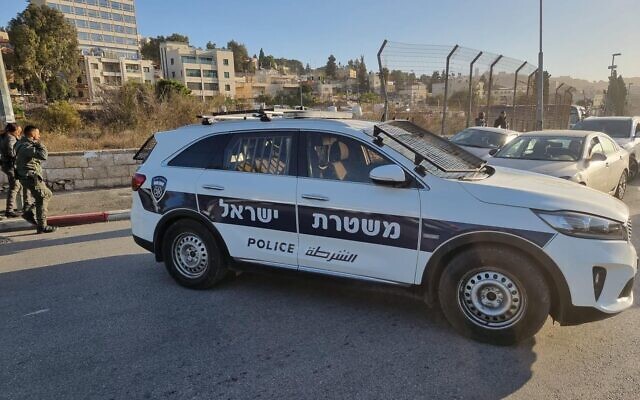 Photo d'illustration : Une voiture de police, à Jérusalem, le 8 décembre 2021. (Crédit : Police israélienne)