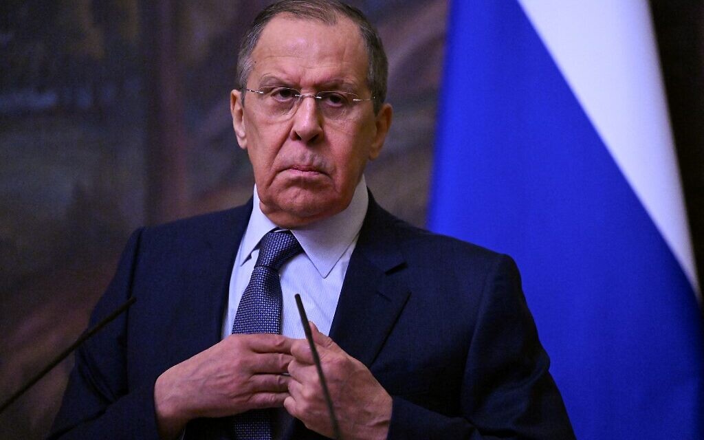 Le ministre russe des Affaires étrangères Sergey Lavrov à Moscou, le 24 mars 2022. (Crédit : Kirill KUDRYAVTSEV/AFP)