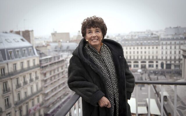 Sur cette photo d'archive prise le 18 février 2011, Françoise Rudetzki, alors responsable de "SOS attentats", une association d'aide aux victimes du terrorisme, pose à Paris. (Crédit : Lionel BONAVENTURE / AFP)