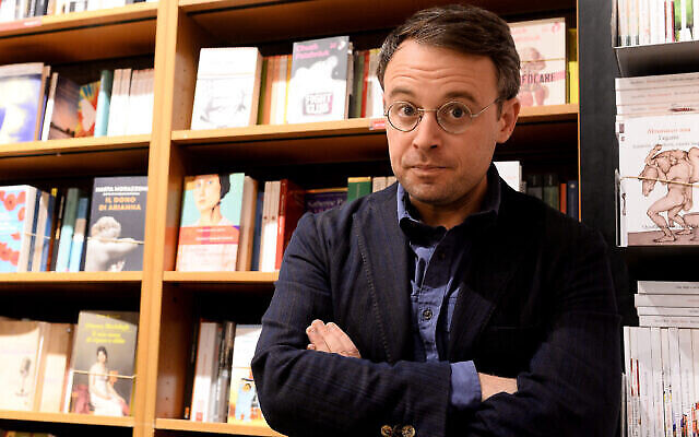 L’auteur américain Joshua Cohen, à la librairie Coop Ambasciatori à Bologne, en Italie, le 5 septembre 2019. (Crédit : Roberto Serra - Iguana Press/Getty Images via la JTA)