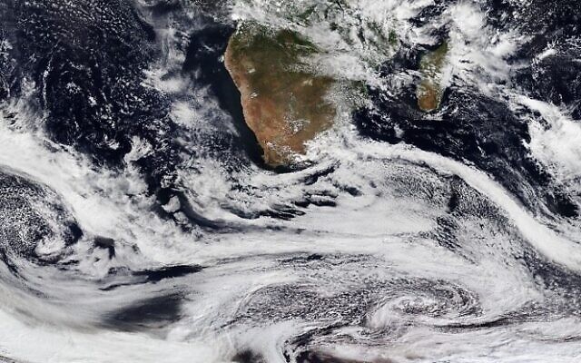 Tempêtes hivernales dans l'hémisphère sud (Crédit: NASA Worldview)
