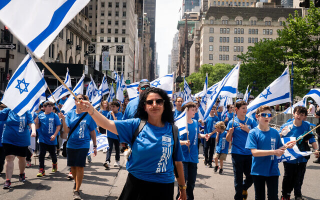 La parade "Celebrate Israel" à New York, le 22 mai 2022. (Crédit: Luke Tress/Times of Israel)