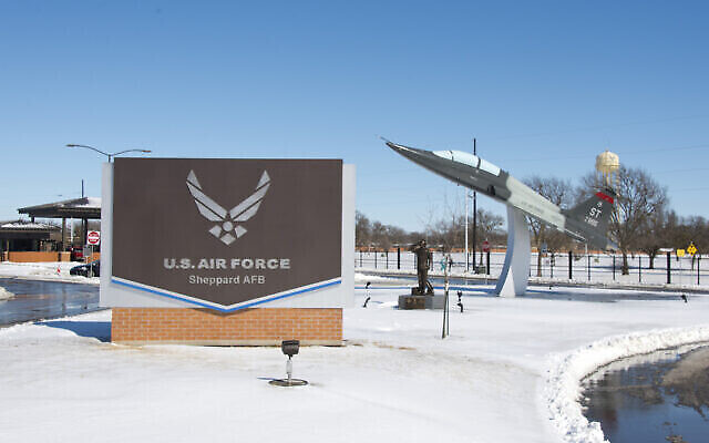Entrée principale de la base aérienne de Sheppard, au Texas, le 4 février 2022. (Crédit : 2e Lt. Logan Thomas / US Air Force via AP)