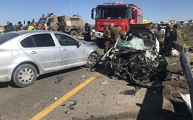 Illustration : Accident mortel sur la route 60 en Cisjordanie, le 30 janvier 2019. (Crédit : Magen David Adom)