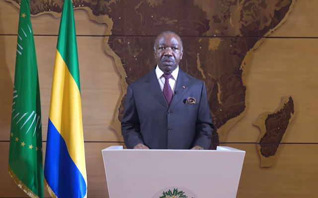 Ali Bongo Ondimba, le président du Gabon, prend la parole lors d'une réunion de préparation à la COP27 à Libreville, la capitale gabonaise, le 29 août 2022. (Capture d'écran YouTube)