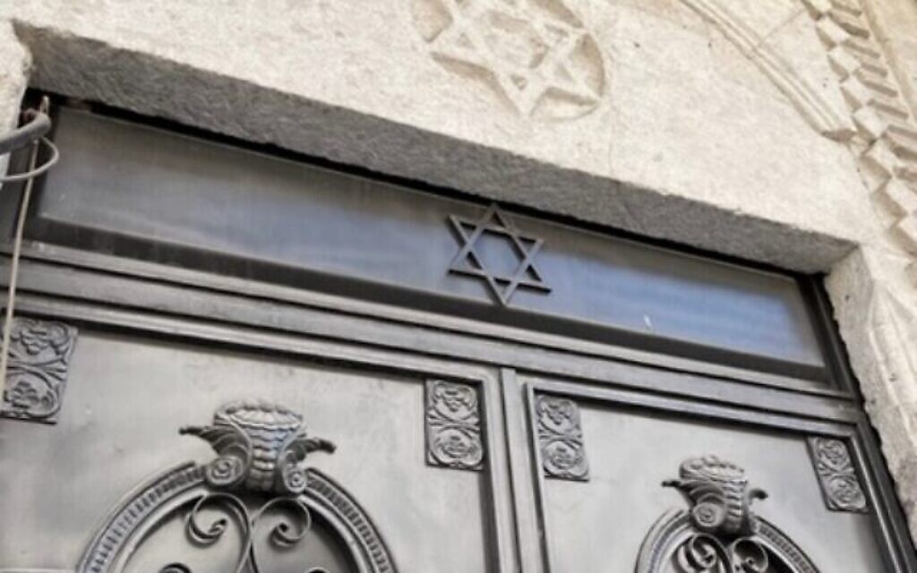 Les étoiles de David sont présentes dans tout Antioche, qui a servi de foyer aux Juifs à travers les siècles; (Crédit : David I. Klein/ JTA)