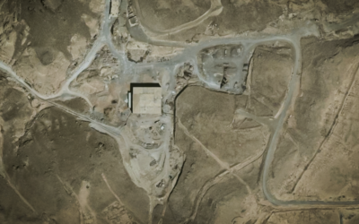 Le site du réacteur nucléaire syrien avant sa destruction par Tsahal en 2007, vu par satellite. (Crédit : Google Earth)