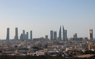 Manama, la capitale du Bahreïn, le 17 mars 2022. (Crédit : GIUSEPPE CACACE / AFP)