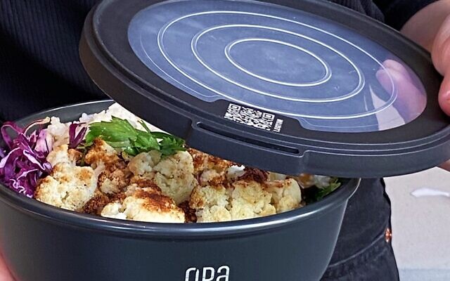 L'un des bols recyclables à usage multiple d'OPA pour les commandes de nourriture (Crédit : Autorisation d'OPA)