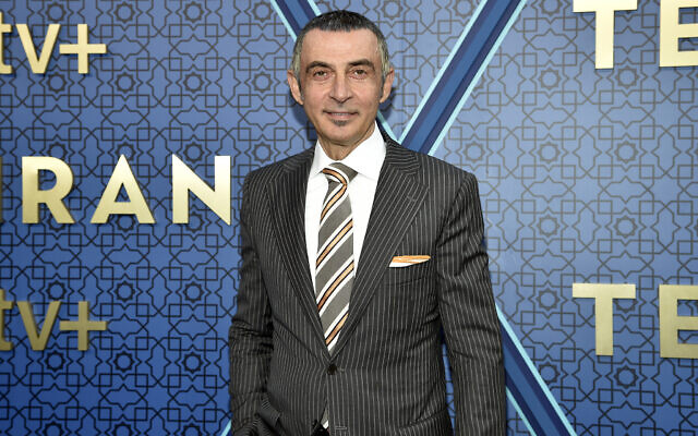 L'acteur Shaun Toub assistant à la première de la deuxième saison de "Tehran" sur Apple TV, à New York, le 4 mai 2022. (Crédit : Evan Agostini/Invision/AP)