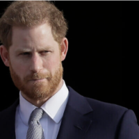 Le prince Harry de Grande-Bretagne arrivant dans les jardins du palais de Buckingham, à Londres, le 16 janvier 2020. (Crédit : AP Photo/Kirsty Wigglesworth/Dossier)