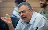 Le député David Bitan lors d'une réunion de la commission des Arrangements à la Knesset, le parlement israélien de Jérusalem, le 23 juin 2021. (Crédit :  Yonatan Sindel/Flash90)