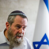 Le chef de Noam, Avi Maoz, lors d'une réunion de faction à la Knesset, le 5 décembre 2022. (Crédit : Olivier Fitoussi/Flash90)