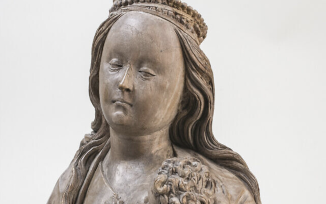 La statuette Maria Lactans, ou Vierge Marie allaitant, restituée aux héritiers du banquier juif-allemand Jakob Goldschmidt, le 20 janvier 2023. (Crédit : Fondation du patrimoine culturel prussien)