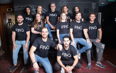 La startup israélienne Finq développe une place de marché en ligne basée sur l'IA pour les produits financiers. (Crédit : Autorisation)