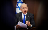 Le Premier ministre Benjamin Netanyahu dirigeant une réunion du cabinet au Bureau du Premier ministre, à Jérusalem, le 12 mars 2023. (Crédit : Marc Israel Sellem/Pool/Flash90)