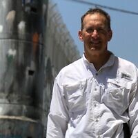 Le Dr Steve Feldman, lors d'un voyage en Cisjordanie. (Crédit : Autorisation de Steve Feldman/ via JTA)