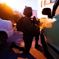 Des soldats israéliens interviennent en Cisjordanie, le 10 mai 2023. (Crédit : Armée israélienne)