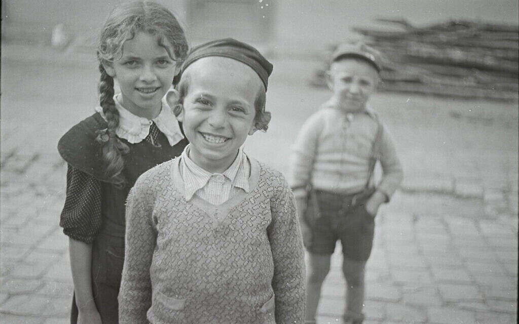 Photo prise par Roman Vishniac avant la Seconde Guerre mondiale en Europe de l’Est. (Autorisation de Mara Vishniac Kohn, The Magnes Collection of Jewish Art and Life, Université de Californie, Berkeley)