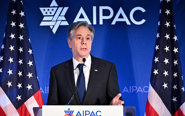 Le secrétaire d'État américain Antony Blinken lors d'une prise de parole lors du sommet politique de l'AIPAC, à Washington, le 5 juin 2023. (Crédit : Mandel Ngan/AFP)