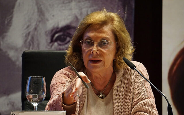 Amparo Rubiales s'exprimant lors d'une conférence à Cordoue, en Espagne, le 18 novembre 2017. (Crédit : Montserrat Boix/Wikimedia Commons)
