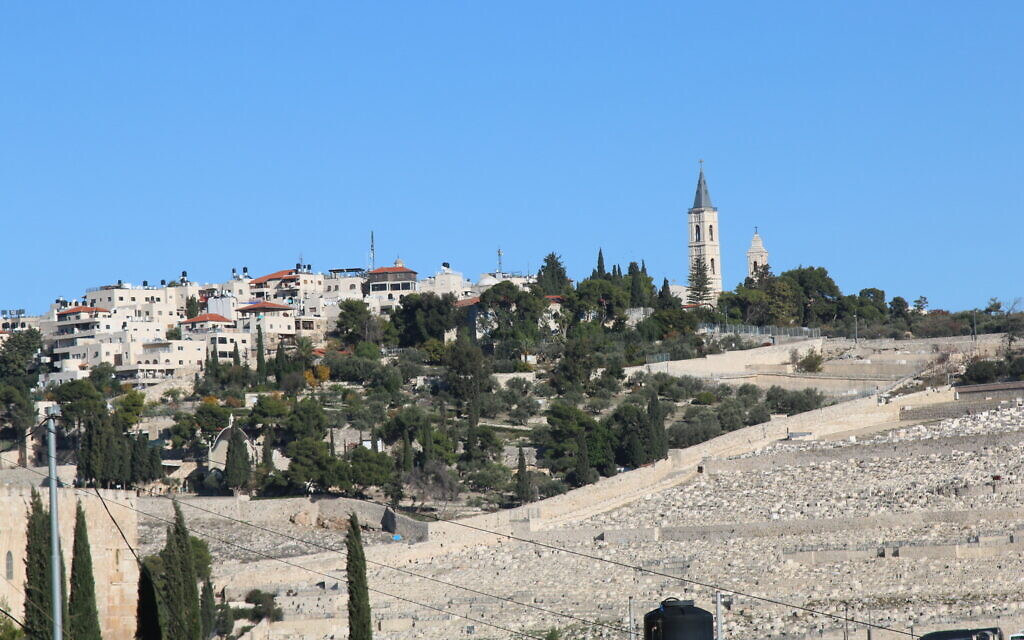 Vue du sol de l'église russe de l'Ascension à Jérusalem. (Crédit : Shmuel Bar-Am)