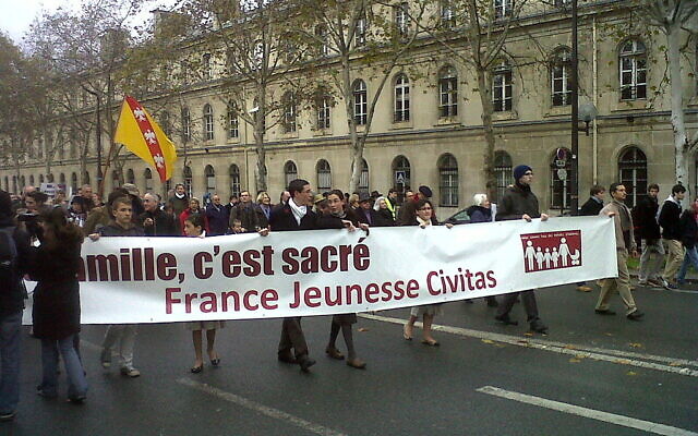 Photo d'illustration : Civitas à une manifestation, à Paris, le 18 novembre 2012. (Romainmeri / CC BY-SA 3.0)