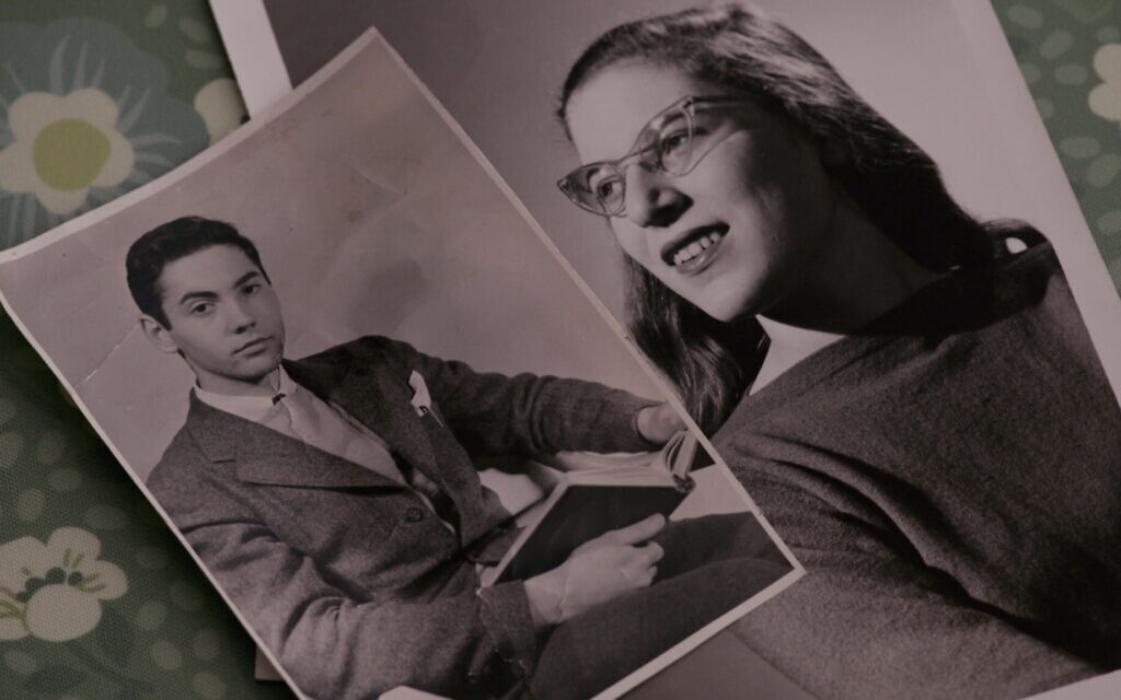 Ted et Joan Hall dans "A Compassionate Spy". (Crédit : Magnolia Pictures)