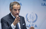 Rafael Grossi, directeur-général de l'Agence internationale de l'énergie atomique, s'exprimant lors de la réunion du Conseil des gouverneurs de l'AIEA, au siège de l'agence à Vienne, le 11 septembre 2023. (Crédit : Alex Halada/AFP)