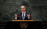 Le Premier ministre Benjamin Netanyahu s'adressant à la 78e session de l'Assemblée générale des Nations unies, à New York, le 22 septembre 2023. (Crédit : Bryan R. Smith / AFP)