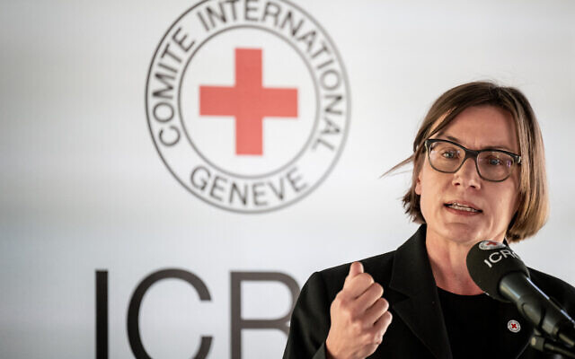La présidente du Comité international de la Croix-Rouge (CICR), Mirjana Spoljaric Egger, lors d'un point presse à Avully, près de Genève, le 7 juin 2023. (Crédit : Fabrice Coffrini/AFP)
