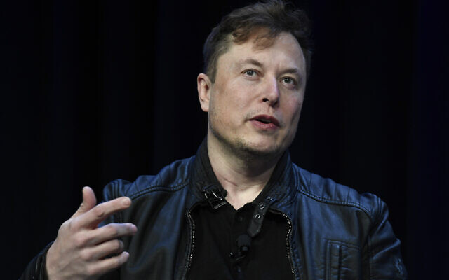 Le PDG de Tesla et SpaceX, Elon Musk, s'exprimant lors de la conférence et de l'exposition SATELLITE, à Washington, le 9 mars 2020. (Susan Walsh/AP Photo/Dossier)