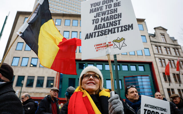 Manifestation contre l'antisémitisme à Bruxelles, le 10 décembre 2023. (Crédit :  Simon Wohlfahrt / AFP)
