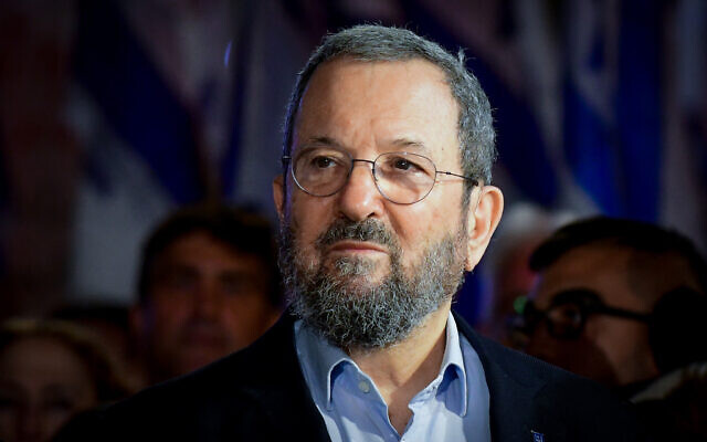 L'ancien Premier ministre Ehud Barak. (Crédit : Avshalom Sassoni/Flash90)