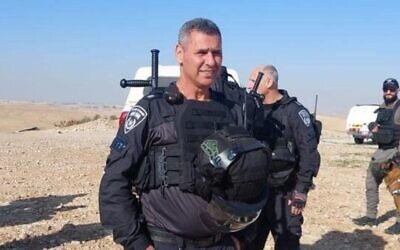 Le commissaire Avi Amar. (Crédit : Police israélienne)