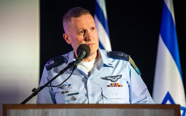 Le chef de l'armée de l'air israélienne, le général de division Tomer Bar, s'exprime lors d'une conférence militaire, le 8 février 2024. (Crédit : armée israélienne)