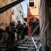 Des soldats déployés dans la bande de Gaza sur une photo non datée publiée le 20 février 2024 (Crédit : Armée israélienne)