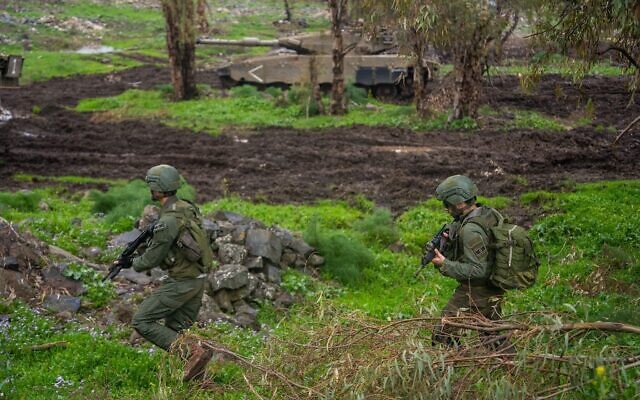 Les troupes en opération dans la bande de Gaza sur une photo non-datée qui a été diffusée par l'armée, le 4 mars 2024. (Crédit : Armée israélienne)