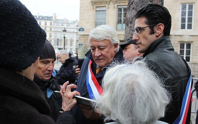 Claude Goasguen - à Paris - Reconnaissance de l'État palestinien : les associations juives manifestent à Paris - 2 décembre 2014 (Crédit : Glenn Cloarec/Times of Israël)