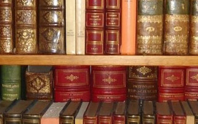 Livres anciens / Heurtelions via Wikimedia Commons Livres anciens / Heurtelions via Wikimedia Commons