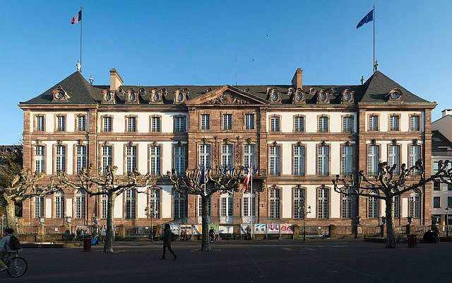 Hôtel de ville de Strasbourg, pris le 16 mars 2014 - CC BY-SA 3.0 Hôtel de ville de Strasbourg, pris le 16 mars 2014 - CC BY-SA 3.0